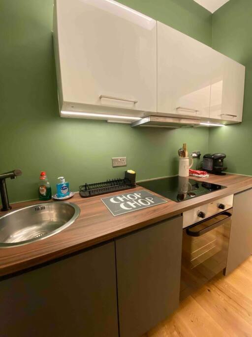 Apartament Interior Designed Flat Near Kew Botanical Gardens Londyn Zewnętrze zdjęcie